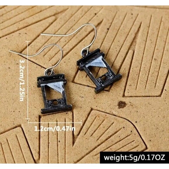 Gothic Guillotine Earrings Black Gunmetal Women Teens Halloween - Picture 3 of 3